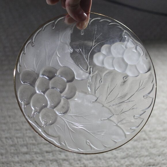 Set of 6 KIG Indonesia Vintage Clear Glass Gold Rimmed Round 7.25" Salad Plates - Picture 2 of 5